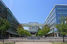 220px-Kyushu_University_Ito_Campus_Center_Zone_and_main_entrance_20180807.jpg